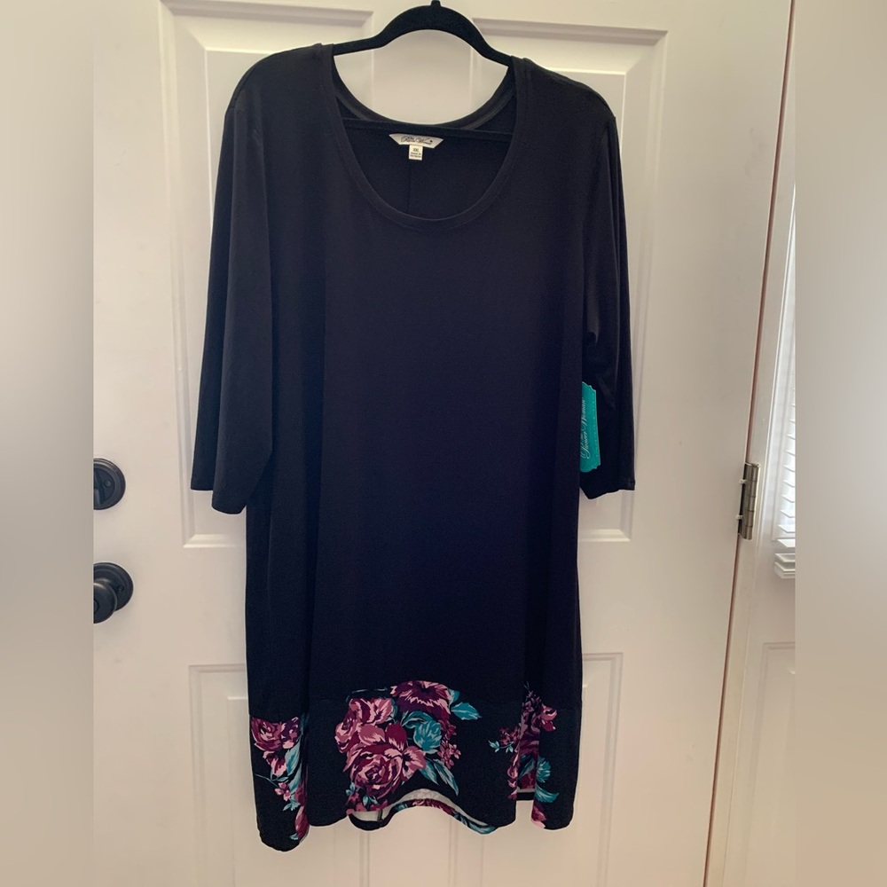 Pioneer Woman 3/4 sleeve Black Dress with Floral Accents